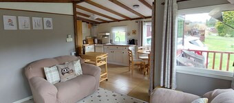 Number 8  Lodge Caer Beris