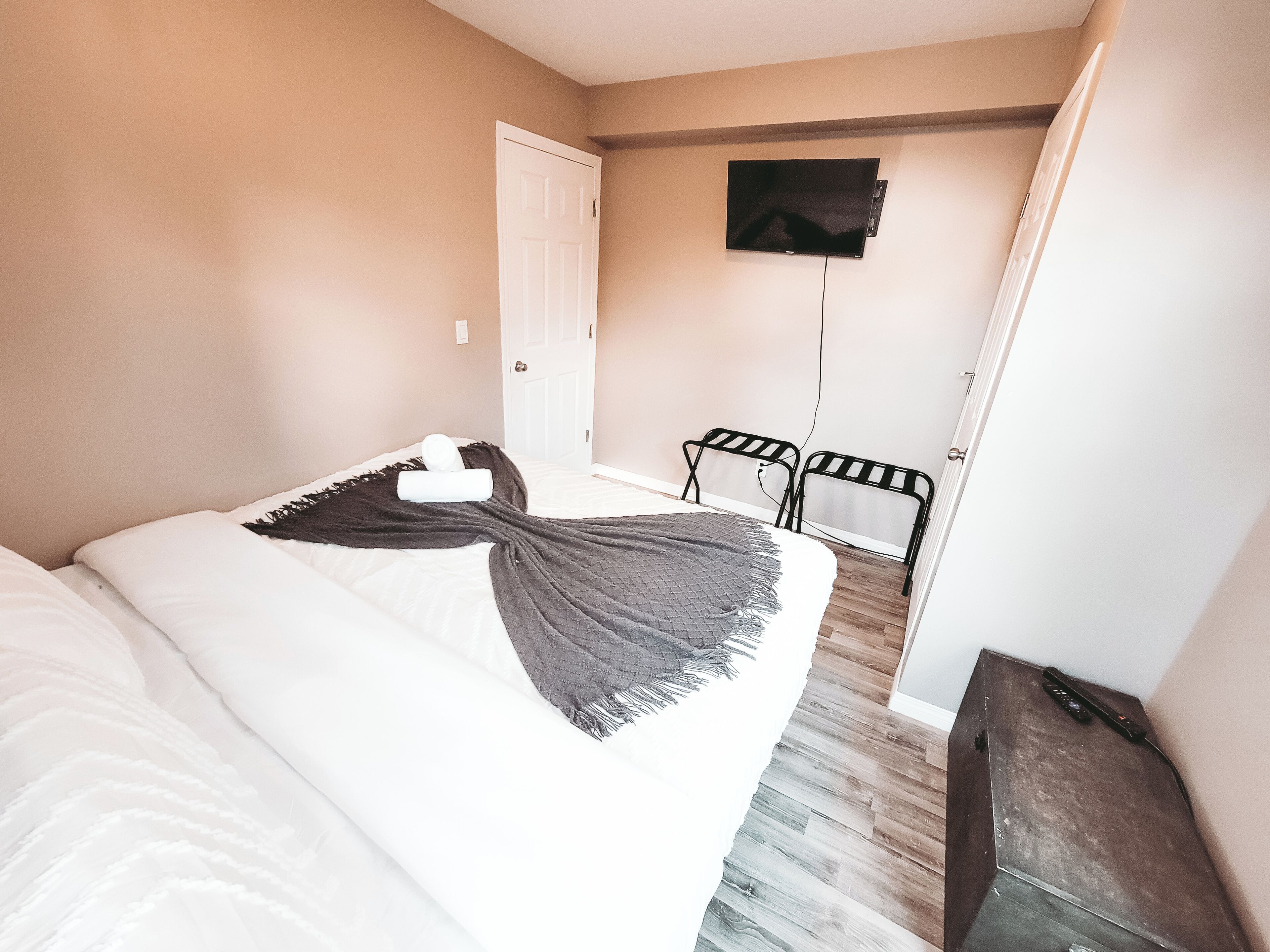 Casa familiar, 1 dormitori, no fumadors, cuina | 1 dormitori, escriptori i espai de treball apte per a portàtils 