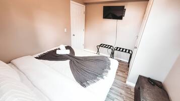 Casa familiar, 1 dormitori, no fumadors, cuina | 1 dormitori, escriptori i espai de treball apte per a portàtils