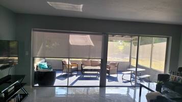 Smart TV, video games, DVD player, video library