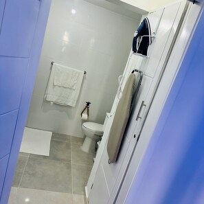 Cabezal de ducha tipo lluvia, secador de pelo