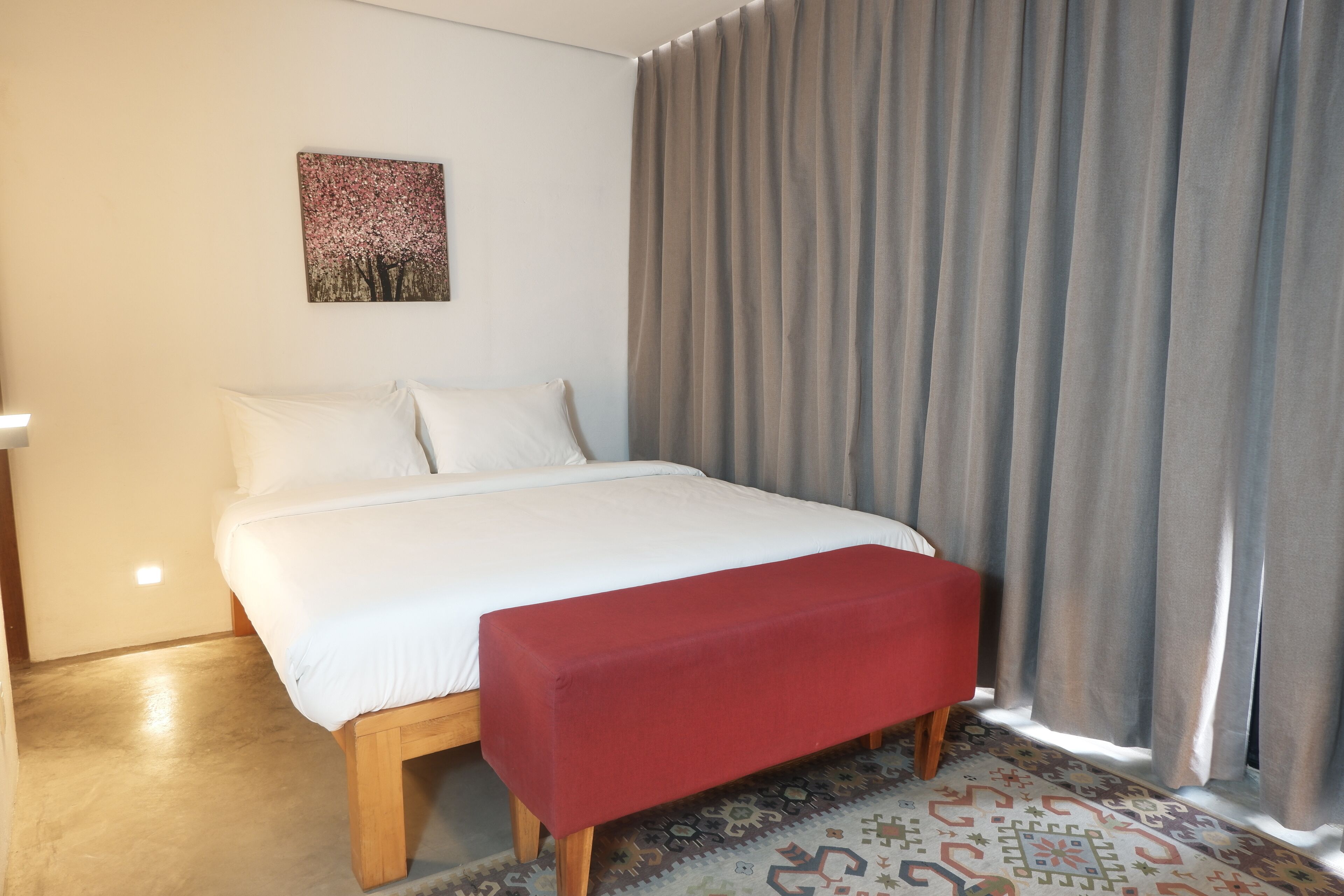 Superior Studio | Desk, free WiFi, bed sheets