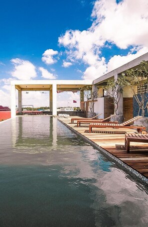 Rooftop terrace - Talent Residence (Phnom Penh)