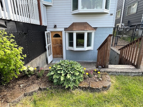 Cozy 1 bedroom apartment in Enjoyable Ketchikan with WiFi. 