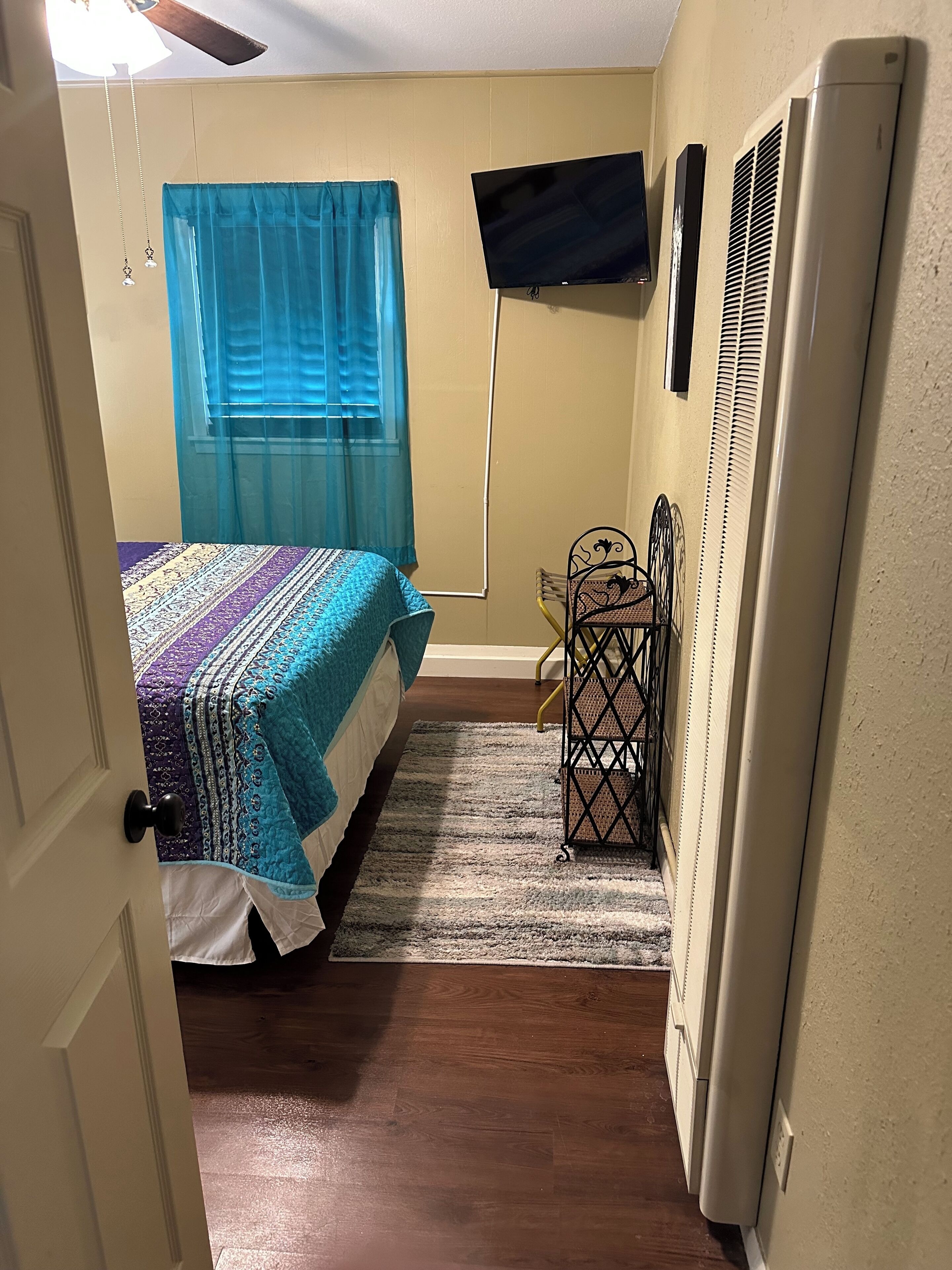 2 chambres, bureau, fer et planche à repasser, Wi-Fi gratuit