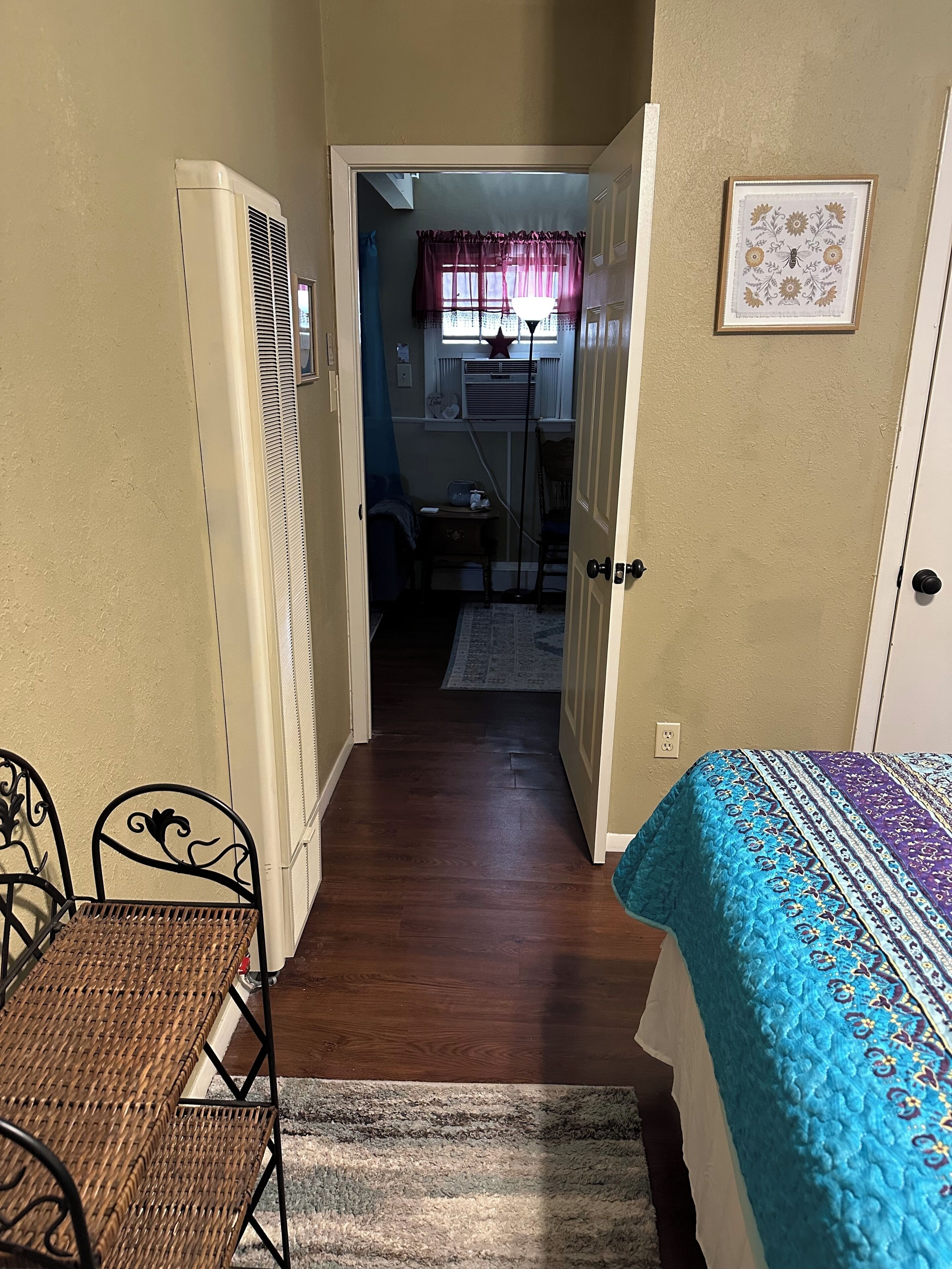 2 chambres, bureau, fer et planche à repasser, Wi-Fi gratuit