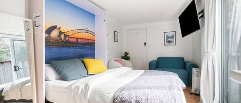 1 bedroom, iron/ironing board, WiFi, bed sheets