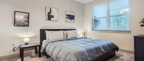 2 bedrooms, iron/ironing board, WiFi, bed sheets