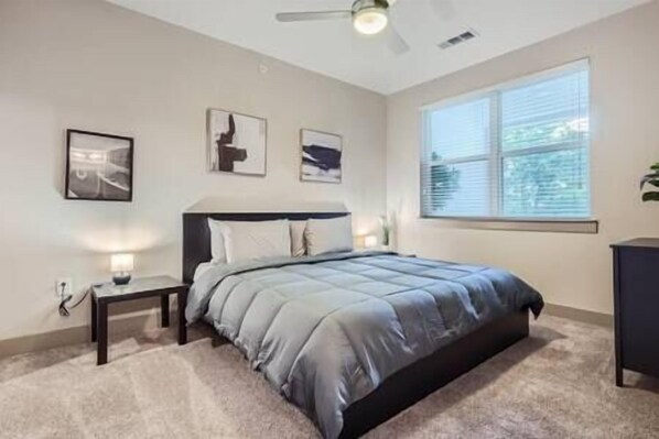 2 bedrooms, iron/ironing board, WiFi, bed sheets