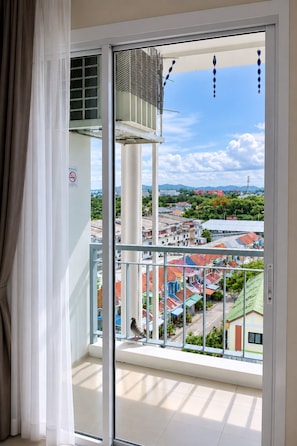 View from room - Christella Hotel Laemchabang (Si Racha)
