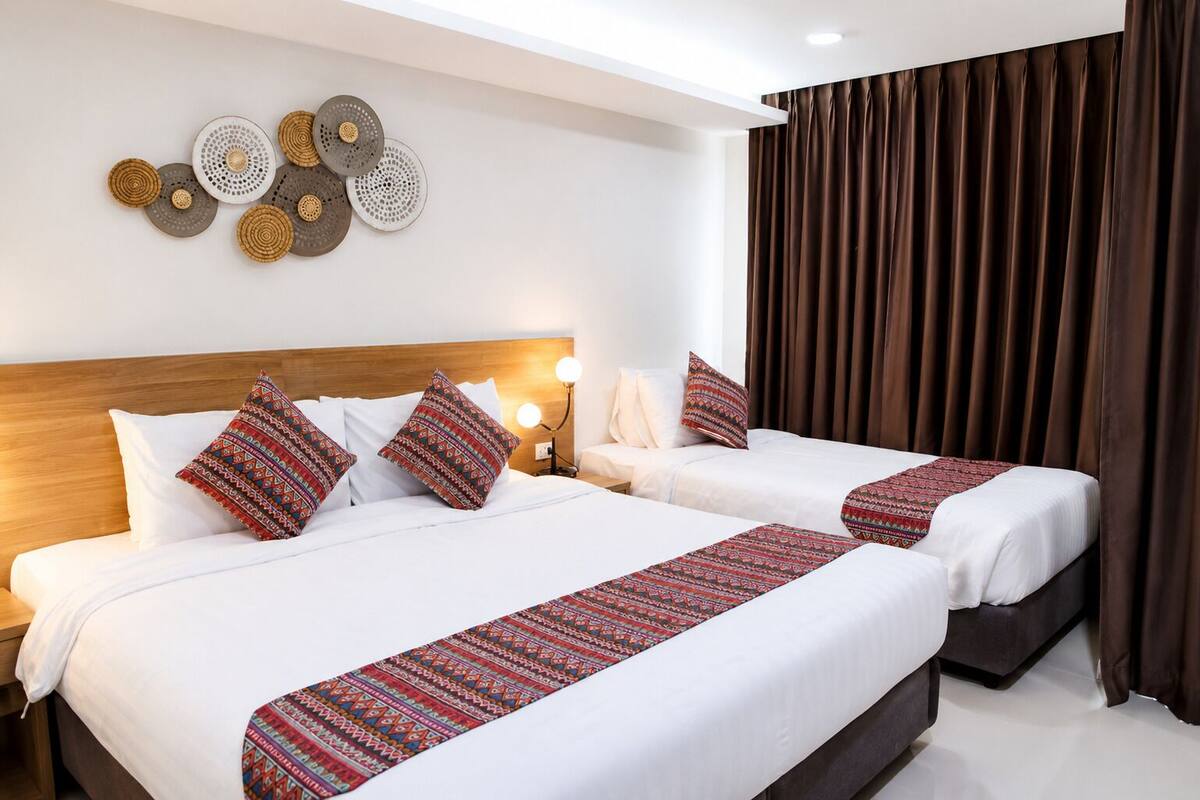 Deluxe Triple Room | WiFi (free), bed sheets