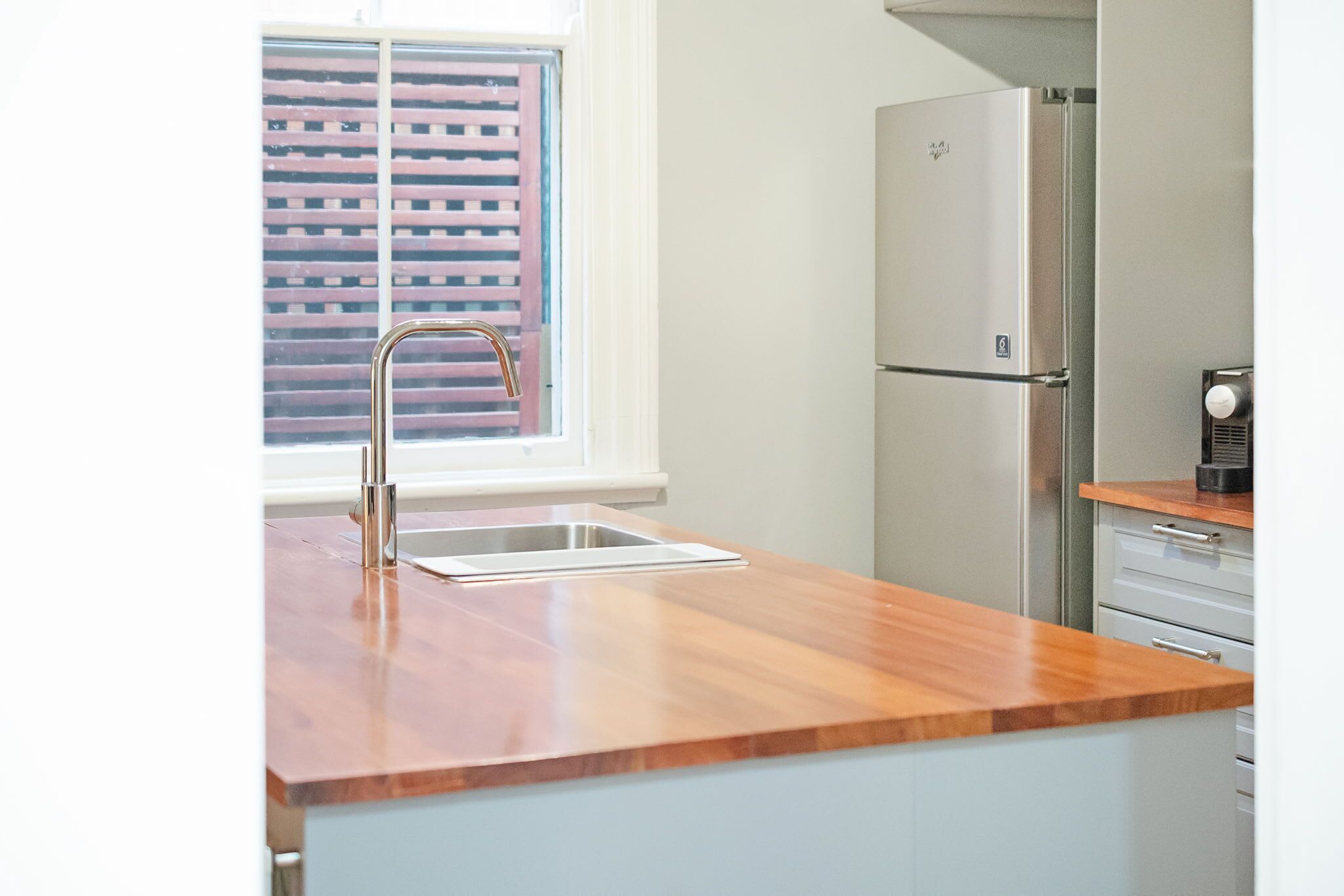 冰箱、微波炉、烤箱、炉灶