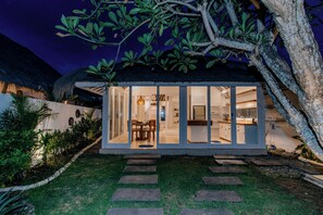 Front of property - Villa Cinta  (Lembongan Island)