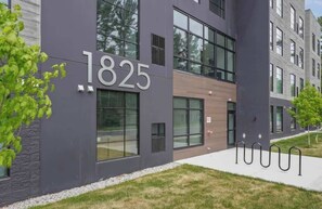 Exterior - 1Bed/1Bath Eastide One Condo Unit 331 (Traverse City)