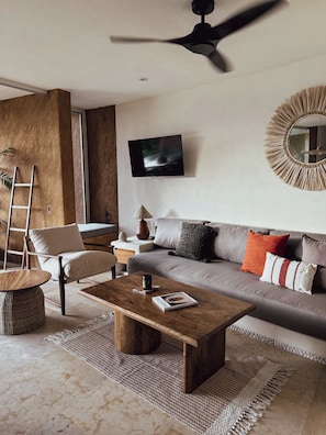 Televisie en een kantoor