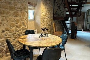 Dining - Mas En Cevennes - Art Del Viatge, La Jaça (Saint-Paul-la-Coste)