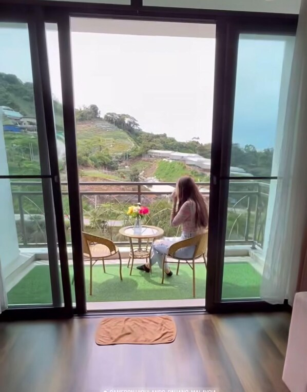 Apartment, Balcony, Mountain View | Terrace/patio - The Retreat mountain view Cameron highlands (Brinchang)