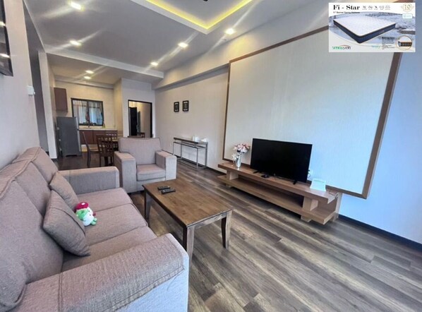 Appartement, balcon, vue montagne | Coin séjour