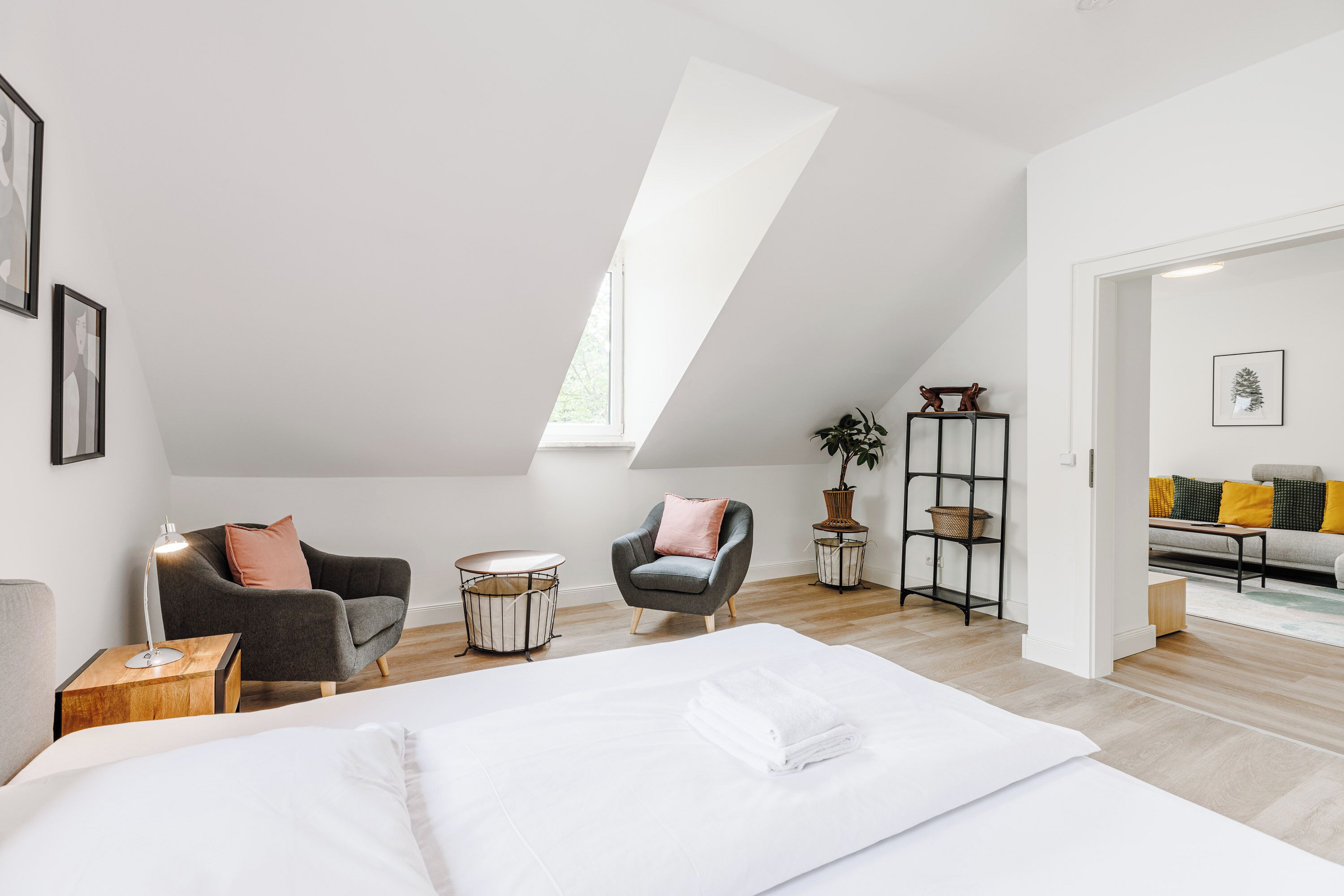 4 habitaciones, wifi gratis y ropa de cama 