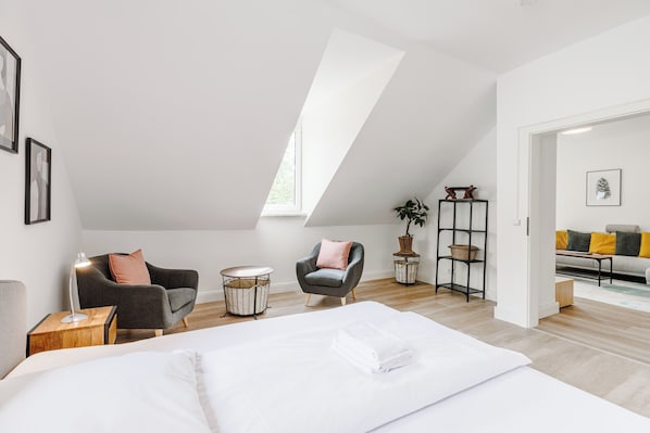 4 makuuhuonetta, ilmainen Wi-Fi, vuodevaatteet