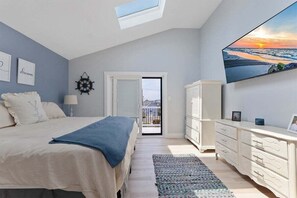 3 bedrooms, iron/ironing board, free WiFi - Newly Constructed Condo in Wildwood with a Pool! (Wildwood)