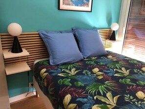 1 slaapkamer, een strijkplank/strijkijzer, wifi, beddengoed