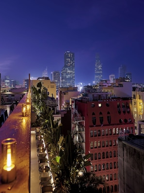 2 bares o lounges, bar junto a la alberca