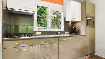 Kühlschrank, Herdplatte, Geschirrspüler