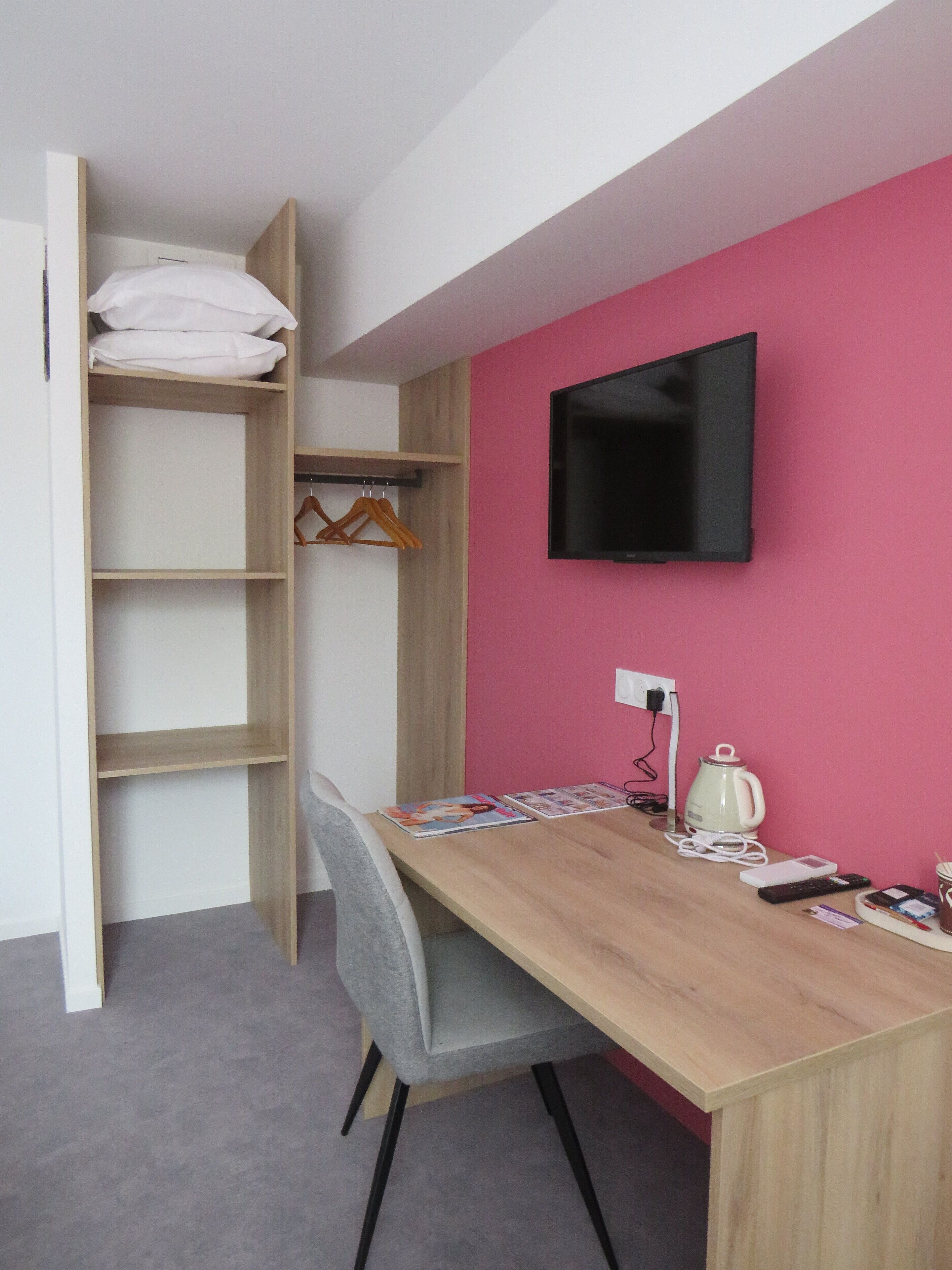 Family Double or Twin Room | Blackout drapes, soundproofing, iron/ironing board, free WiFi