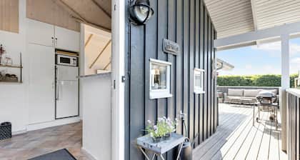 Cozy cottage in scenic surroundings