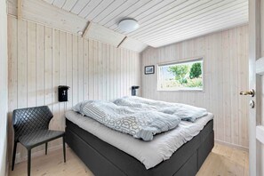 3 slaapkamers, een strijkplank/strijkijzer, gratis wifi