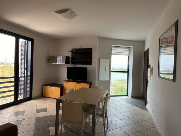 Dining - DUNE; A few meters from the historic center and the beach. (Marzamemi)