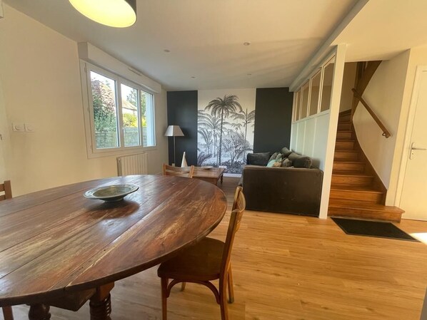 Interior - House in the heart of the city where everything is within walking distance (Dinan)