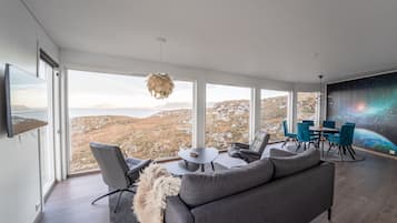 Comfort Cottage | Beach/ocean view