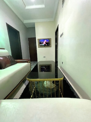 Executive Room | Living area - Grand Bohabs Hotel (Abuja)