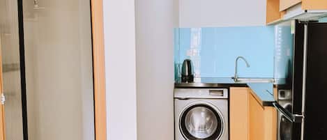 Standard Studio | Private kitchen | Mini-fridge