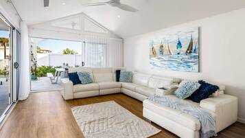 TV, fireplace, books, offices