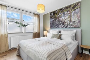 4 bedrooms, desk, iron/ironing board, travel crib - Large family home in a central location in Kevelaer. 10 min. to the "Irrland"! (Kevelaer)