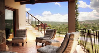 Serene Oasis in San Miguel de Allende 6-bedroom Villa With Hot Tub