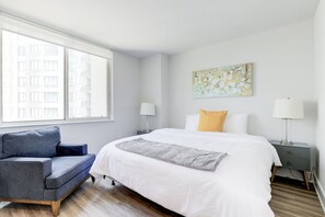 2 chambres, fer et planche à repasser, lit parapluie, Wi-Fi gratuit