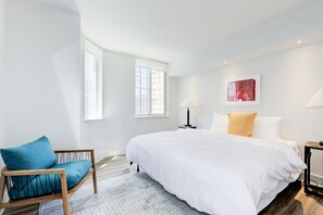 2 bedrooms, iron/ironing board, travel cot, free WiFi