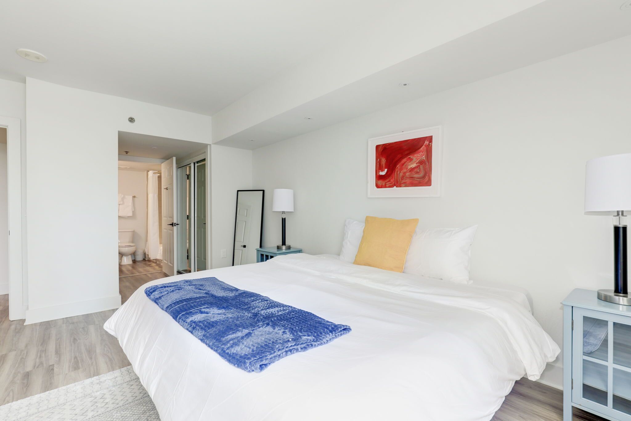 2 bedrooms, iron/ironing board, travel cot, free WiFi