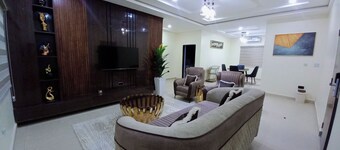 Kelvic Systems Apartments