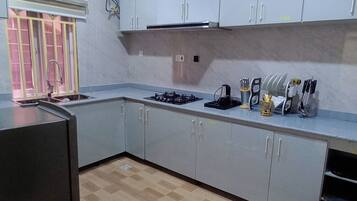 Executive Suite | Private kitchen