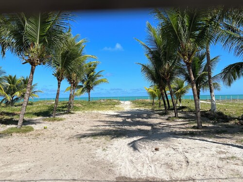 House by the sea in Ilha De Itamaracá, pet friendly 