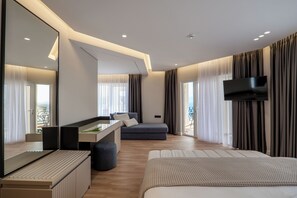 Deluxe Quadruple Room, Sea View