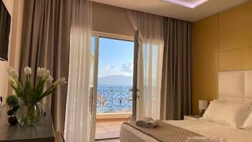 Quarto casal luxo, vista para o mar | Quartos à prova de som, Wi-Fi de cortesia, roupa de cama