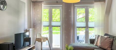 TV, DVD player, stereo