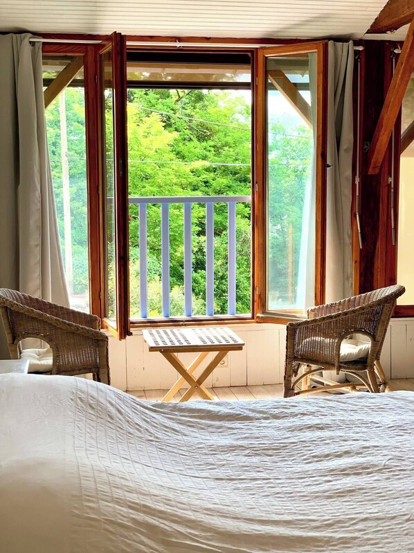 4 Schlafzimmer, Bügeleisen/Bügelbrett, WLAN, Bettwäsche