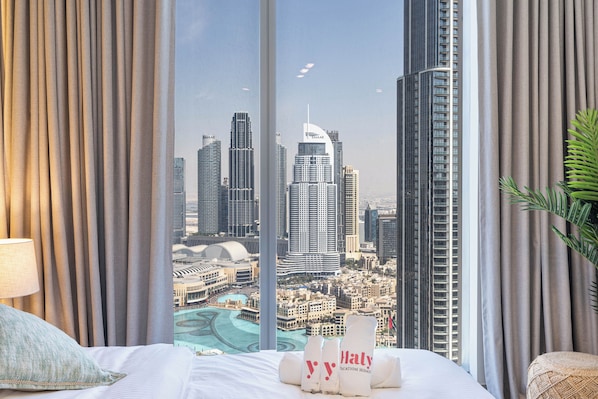 Luxury-Apartment, 3 Schlafzimmer, Stadtblick, Turm | 3 Schlafzimmer, Daunenbettdecken, Pillowtop-Betten, Zimmersafe